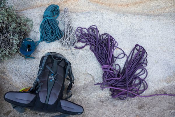 Joshua Tree rock climbing route guide